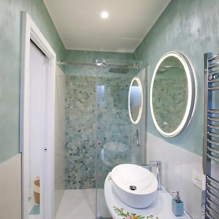 Apartament Grusone SantʼAgata sui Due Golfi